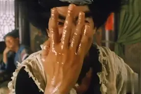 古代也有凡士林类似润滑剂，大傻帮老妈摘掉手镯视频封面