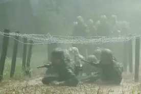 特种兵每天的日常训练，就不是一般人能承受的住的