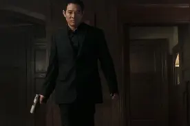 男子饰演最狠保镖，将雇主一家灭门视频封面