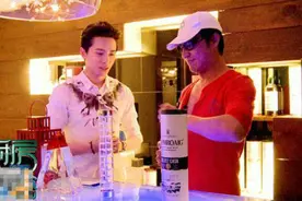 离婚后家产怎么分？马景涛身家有多少？看他的豪华藏酒室就知道！