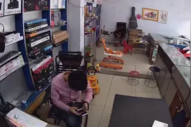 小蚁摄像机和米家智能摄像机清晰度对比视频封面