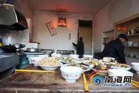浙江台州玉环县过年习俗 拜年吃团圆饭发压岁钱图片