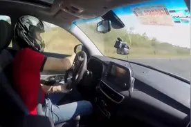 2019款现代途胜麋鹿测试视频视频封面