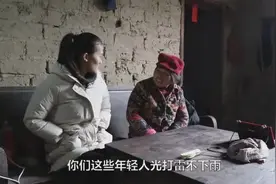 广西仔带个女朋友回家过年，在村里高调炫耀，实在看不下去了！视频封面
