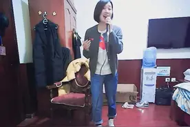 梁红演唱《谁是我的新郎》，满满的东北二人转风味儿，太好听了