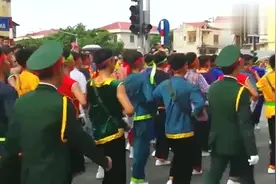 大阅兵：越南国庆阅兵，这些女兵是什么兵种？视频封面