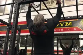 铸肌: 2018新年第一天开训! 背部分化训练