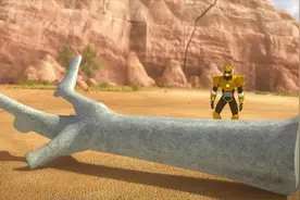 迷你特工队  露西为救麦克斯被美杜莎击中