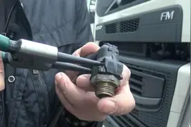 不会拆装只好剪断？东风快插接头其实很简单