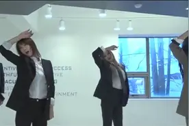 EXID《抖抖抖》练习室超帅气西装版，掰不弯你算我输视频封面