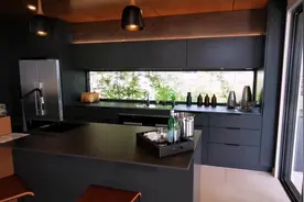 澳洲100万澳币的别墅，你觉得怎样？你在的城市要多少钱能拿下？视频封面