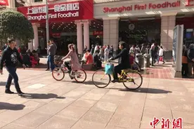 上海黄浦公布共享单车禁限区域 新规首日改观不明显图片