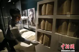 莎士比亚、拜伦等英国文学巨匠手稿首次在华展出图片