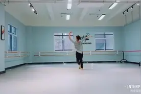 “洗衣歌”藏族舞蹈很是怀旧 喜欢的朋友点赞加关注图片