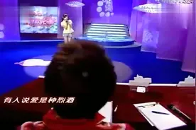 张含韵参加超级女声时演唱的《卡布奇诺》，好清纯的小女孩