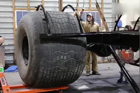 德国维修老手改造升级三轮运肥车，这大轮子看起来好霸气视频封面