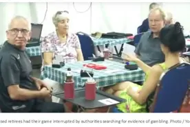一新西兰人竟因玩桥牌在泰国被逮捕图片