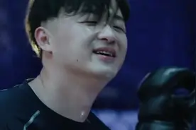 包贝尔教你八角笼规则：不择以一切手段取得胜利！