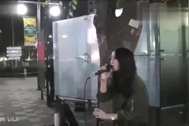 当中国“土”民谣在日本街头响起，路人们的反应，令人暖心！