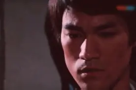 李小龙一拳能打出900斤的力, 此人挨了一拳, 当场毙命!视频封面