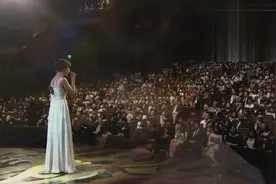 韩剧《秘密花园》主题曲现场版，白智英《那个女人》，童年记忆啊