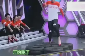 鹿晗现场穿高跟鞋，结果丝毫不输女生，太妖娆了！