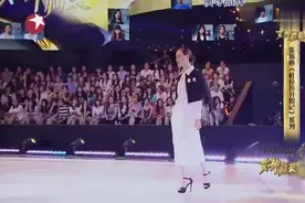 张蓝心《杜拉拉升职记》系列职场装,职场女性很自信