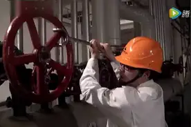 电厂运行工人的现实生活视频封面