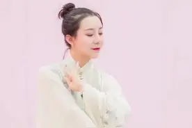 #盗将行 你的笑像一条恶犬，撞乱了我心弦#古典舞