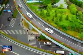 好消息！部分开放非浙A号牌小型客车在杭州错峰限行区域内通行视频封面