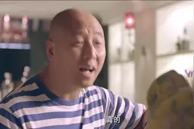 痴情男苦追女神，最终得到女神的心！视频封面