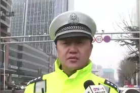 转弯或变道不打转向灯属违法行为，罚款100元扣1分视频封面