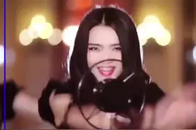 现在发C哩C哩还能火吗！ #庄心妍 《#panama 》中文版，歌词好魔性