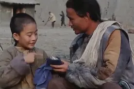 清朝末年大太监小德张衣锦还乡，穷苦孩子羡慕不已，想进宫当太监视频封面