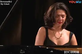 当今世界十四大最漂亮的女钢琴家视频封面
