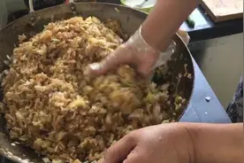 萝卜肉包子馅的详细做法，妈妈的拌馅秘诀在1分05秒，果断收藏！视频封面