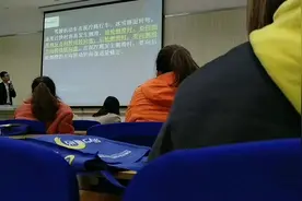 考驾照费钱费时又费心，学科三前还得刷理论，刷完理论还要刷模拟