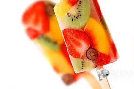 优酪乳+天然水果，就可以做出好看又好吃的天然水果酸奶冰棒