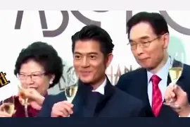 郭富城方媛今日大婚，曾经的天王竟然被一个网红拿下了！视频封面