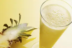 高档菠萝醋买不起？在家自己做，即可降三高又能美容视频封面