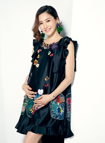 (黄圣依怀孕大肚子) - 趣测网