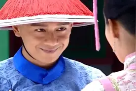 魔鬼嬷嬷训练新宫女，当这宫女亮出一个东西后嬷嬷的反应我醉了视频封面