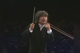 小泽征尔指挥《马刀舞曲》，每次一听这曲子就感觉全身打了鸡血！视频封面