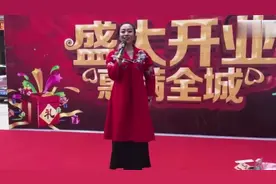 陕北吴起美女吕若慈演唱《歌在飞》，一袭红衣唱的太精彩！视频封面