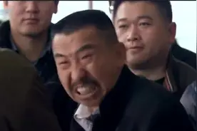 飞机延误，航空代办用一招，乘客不仅不闹了还觉得理亏视频封面