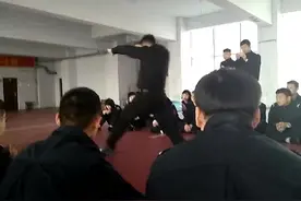 警校擒敌拳视频封面