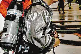 “兵王”朱百洪：浙江消防史上首位一级警士长，驾驶杭州101米云梯车第一人图片