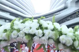 我们家的微幸福生活大结局,小溪终于和大叔结婚,全家人幸福美满视频封面