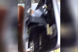 手机维修师傅：iPhone坐弯，千万不能掰视频封面