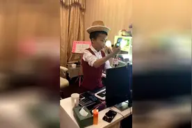 网红外星人陈山！在这艰辛的路上，点亮生命的光！视频封面
